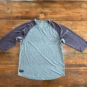 Oakley Hrydolix 3/4 Sleeve: Men’s XL